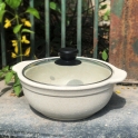Nồi sứ kho cá 1,2 Lít men trứng nắp thủy tinh